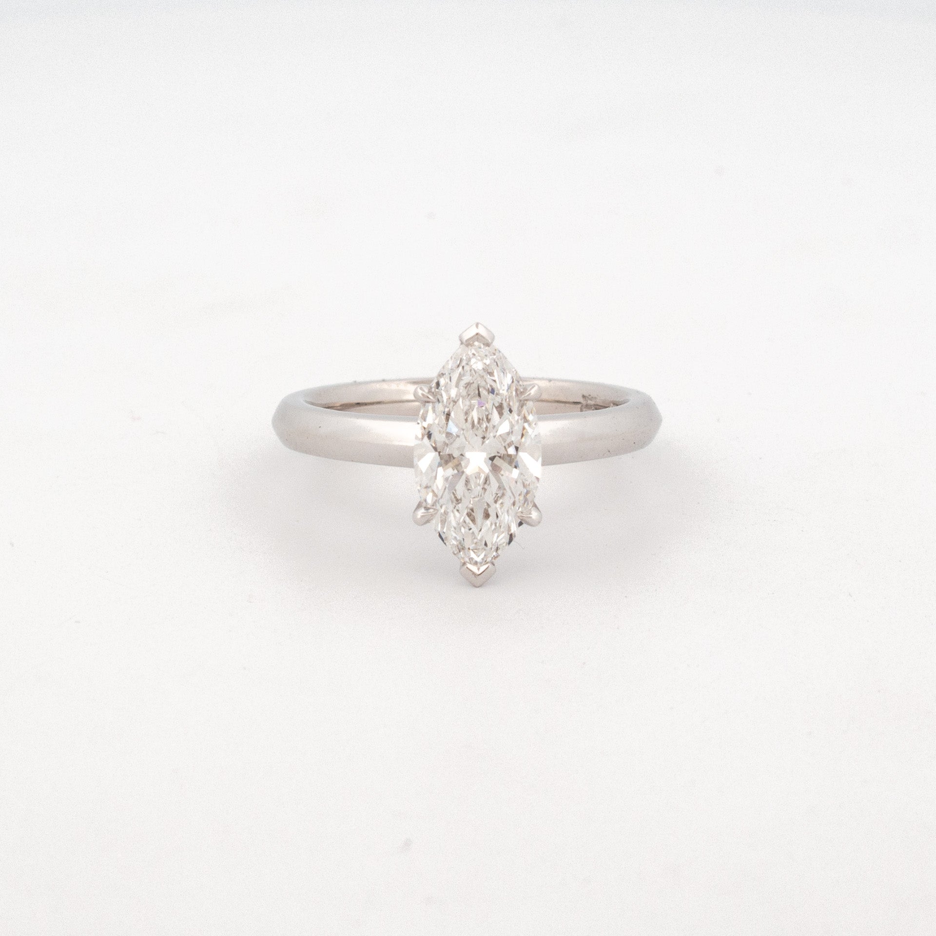 MARQUISE DIAMOND RING