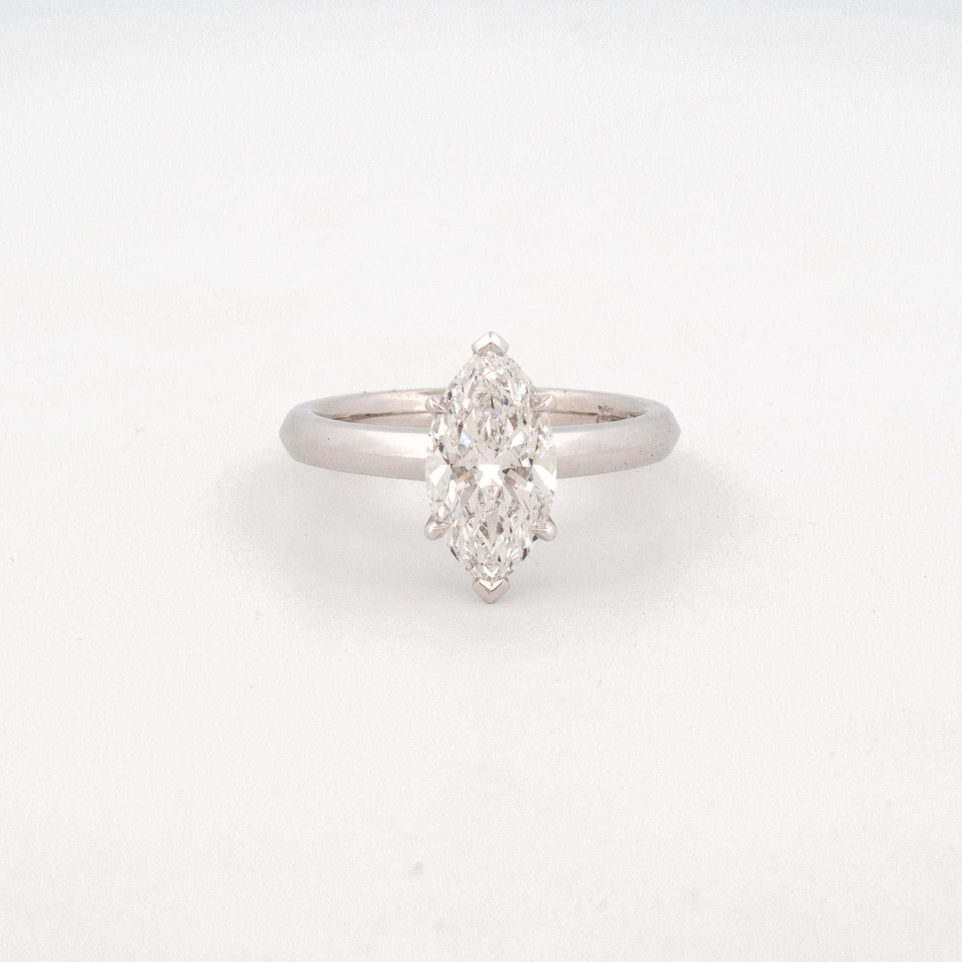 MARQUISE DIAMOND RING