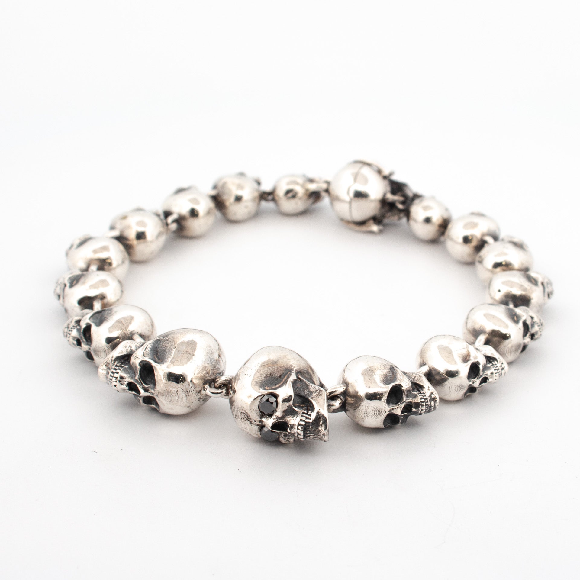 SILVER SKULL BRACELET
