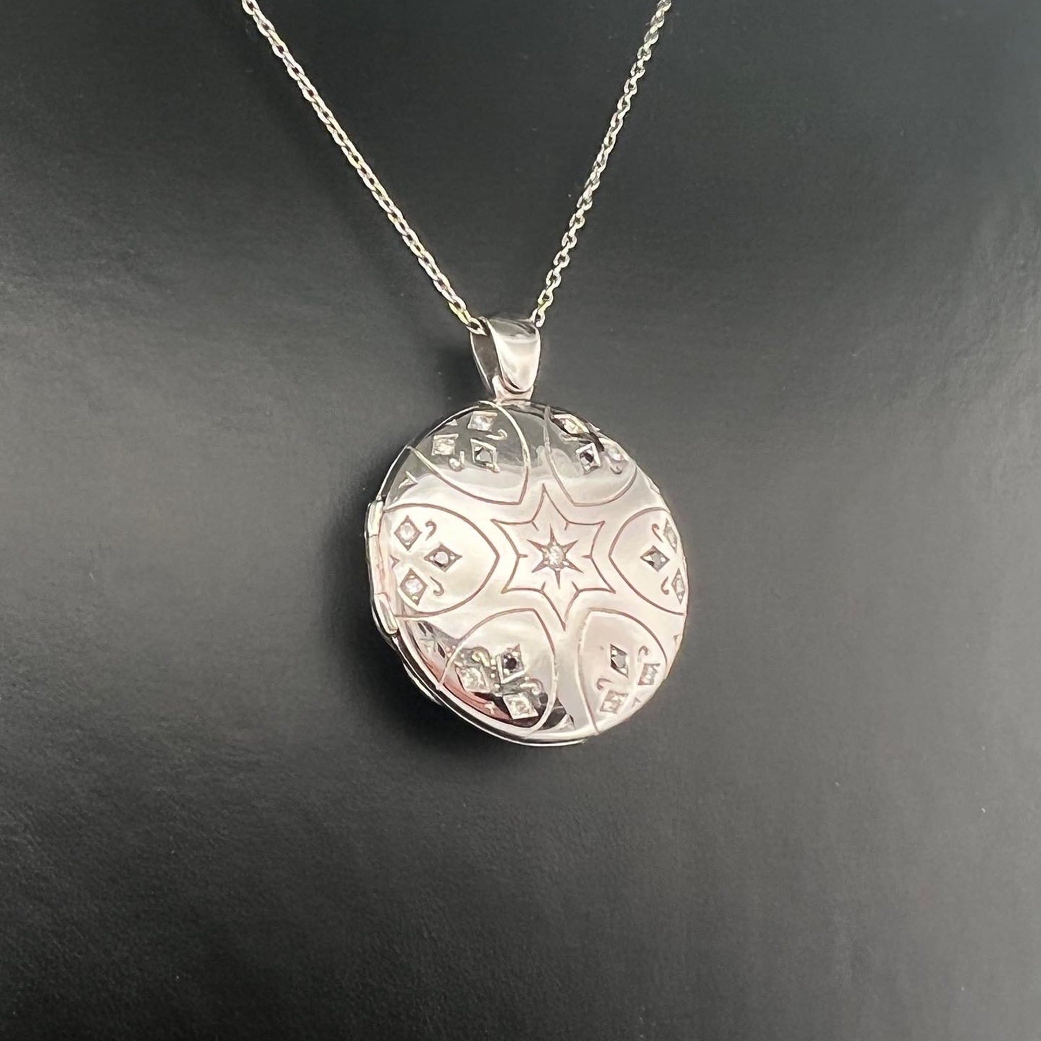 Jelly Memorial Locket